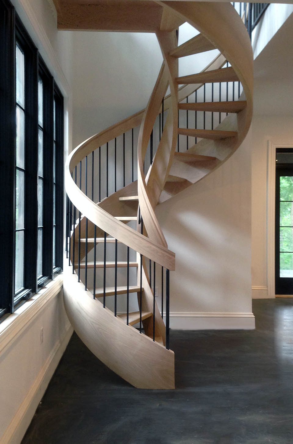 Curved Stairs Design & Construction | Artistic Stairs