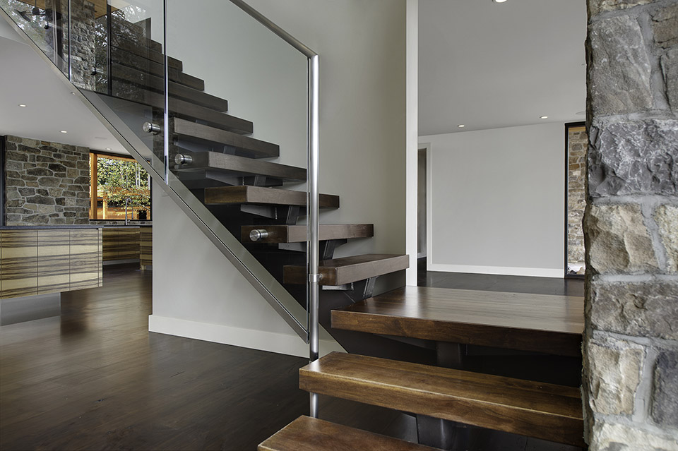 Modern Staircase | Artistic Stairs Canada