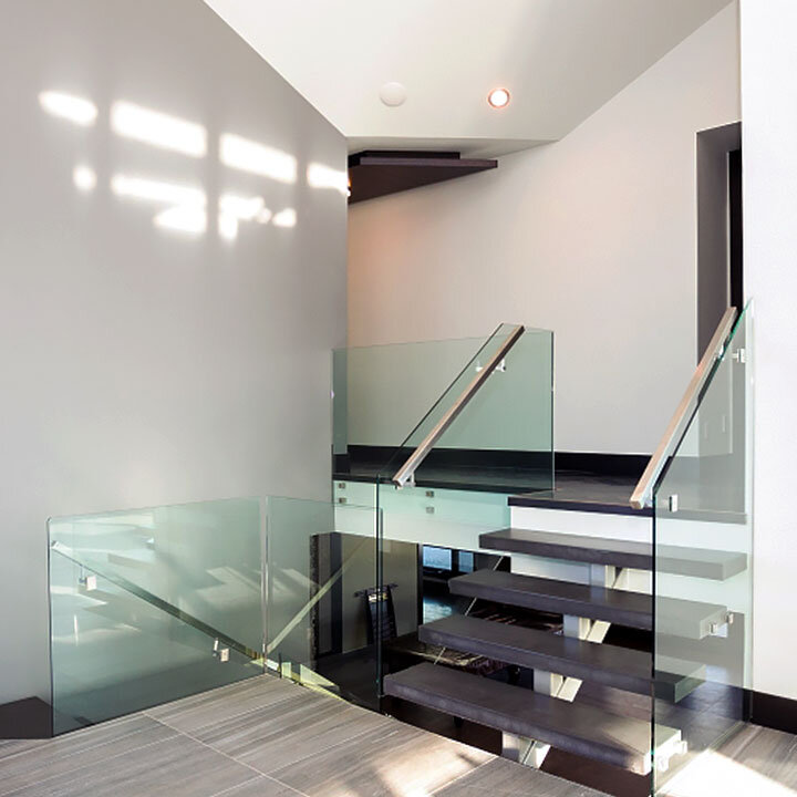 Glass | Wood Treads | Monostringer Stairs