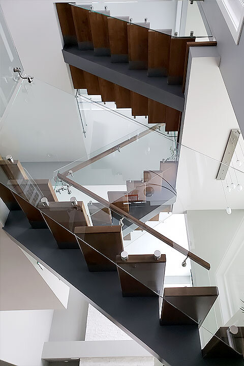 Monostringer Staircase | Glass Railing