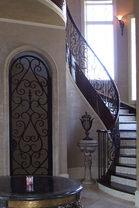 Custom Tuscan Railing | Curved Staircase